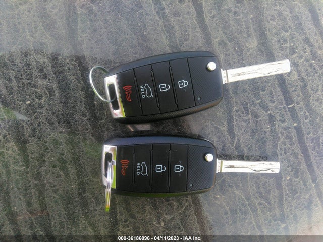 KIA SOUL + 2018 KNDJP3A54J7538270 Image 11
