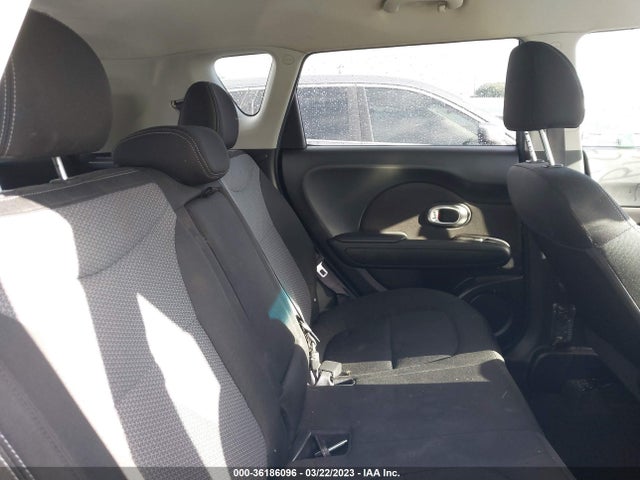 KIA SOUL + 2018 KNDJP3A54J7538270 Image 8