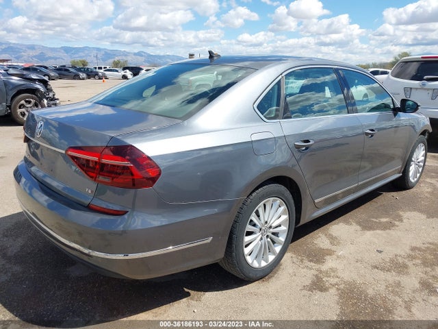 1VWBT7A33HC004052 Volkswagen Passat 1.8t Se