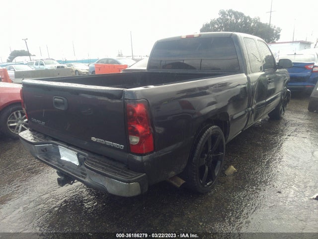 2004 CHEVROLET SILVERADO 1500 LS VIN: 2GCEC19V741253246