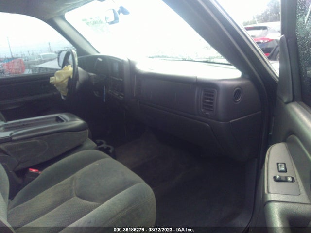 2004 CHEVROLET SILVERADO 1500 LS VIN: 2GCEC19V741253246