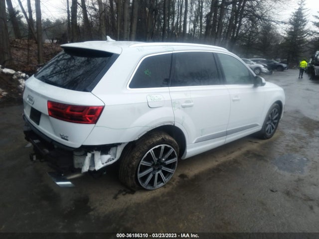 WA1LAAF72HD020544 Audi Q7 Premium Plus