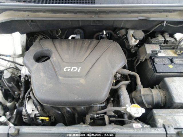 KNDJN2A22F7229717 KIA Soul Base