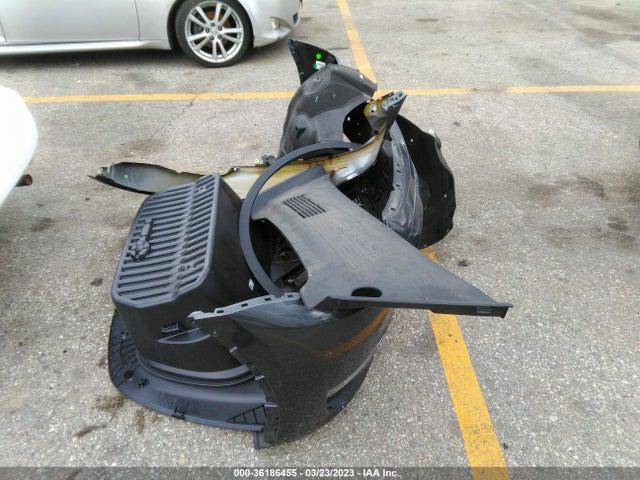 Tesla Model Y Long Range 2021 5YJYGDEE2MF114776 Image 4