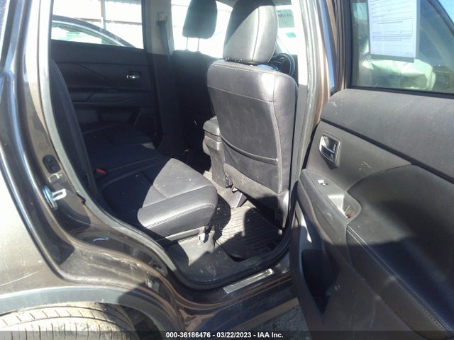 JA4AZ3A37JZ044878 Mitsubishi Outlander Es/se/sel/le