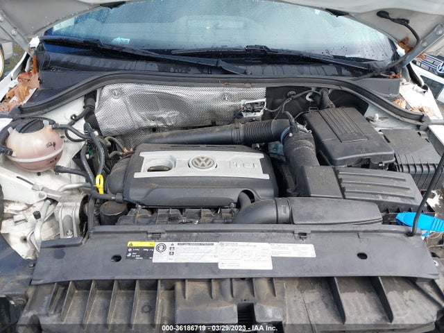 Volkswagen TIGUAN S 2015 WVGAV7AX2FW559531 Image 12