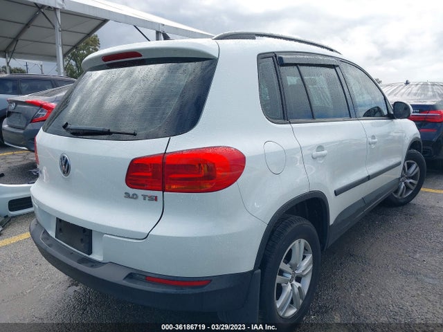 Volkswagen TIGUAN S 2015 WVGAV7AX2FW559531 Image 6