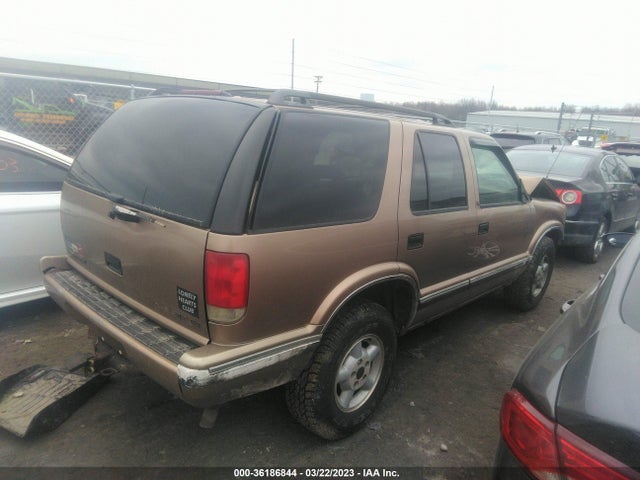 1997 CHEVROLET BLAZER LS VIN: 1GNDT13W7V2233360