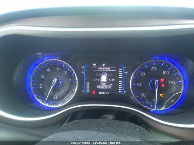 2C4RC1DG2HR517202 Chrysler Pacifica Touring