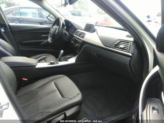 WBA8E1G51GNU11719 BMW 3 Series 320i
