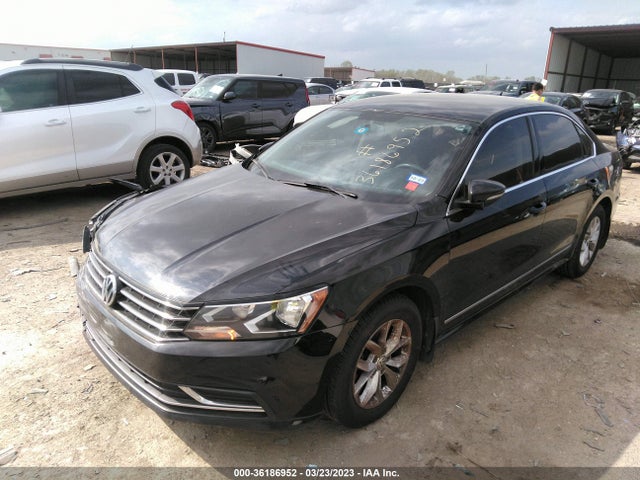 Volkswagen Passat 1.8t S 2016 1VWAS7A32GC012849 Image 2