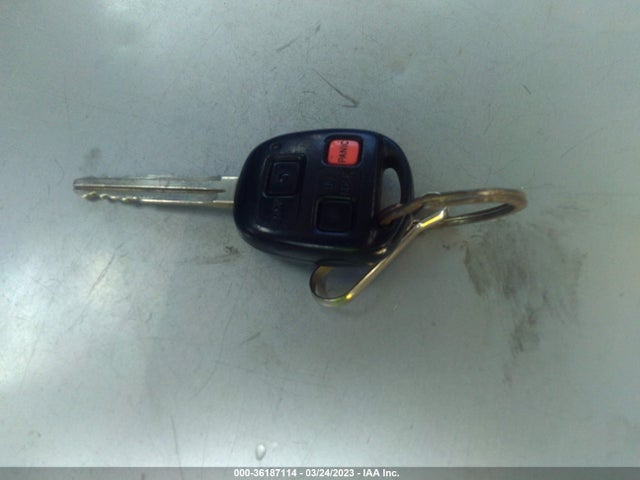 Toyota FJ Cruiser 2014 JTEBU4BF7EK189517 Image 3