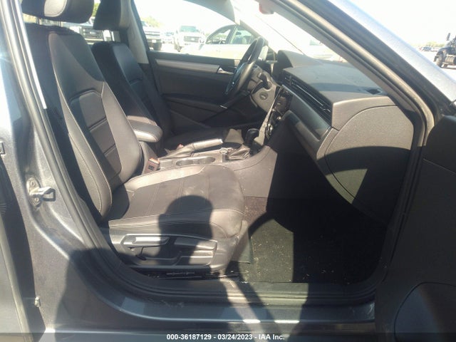 2021 Volkswagen Passat, VIN: 1VWSA7A3XMC010379