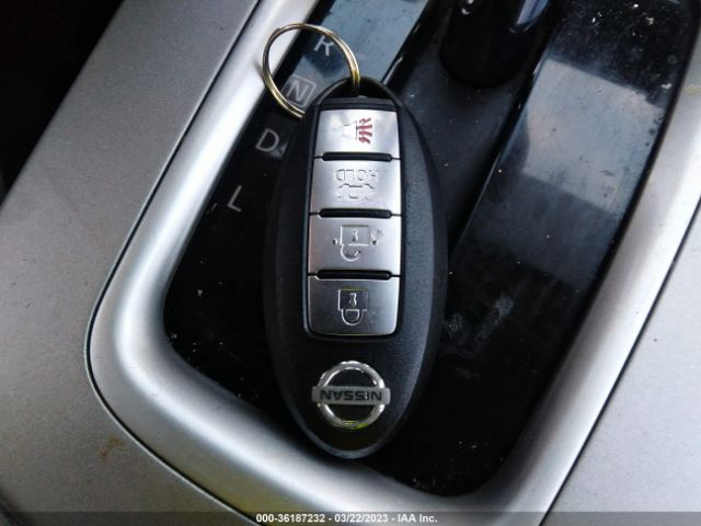 3N1AB7AP4EY221670 Nissan SENTRA SV