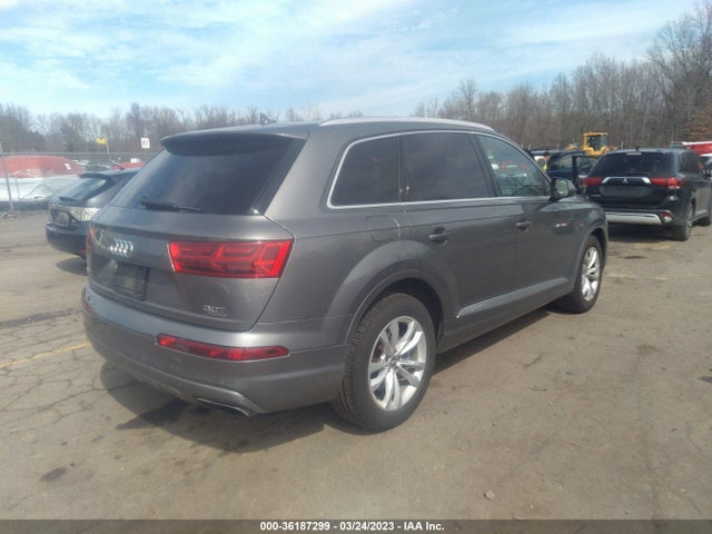 Audi Q7 Premium Plus 2017 WA1LAAF7XHD010585 Image 4