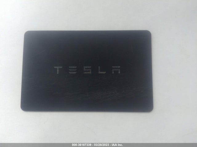 Tesla Model 3 Long Range/performance 2019 5YJ3E1EB8KF537105 Image 3