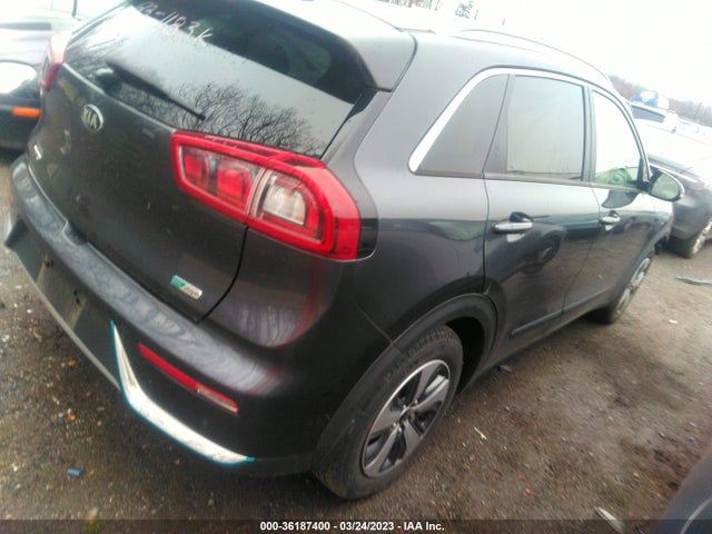 2018 KIA NIRO PLUG-IN HYBRID EX PREMIUM VIN: KNDCC3LD8J5203727