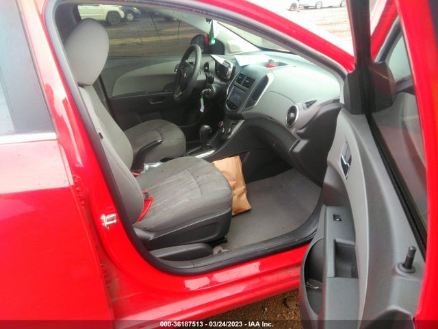 2016 Chevrolet Sonic, VIN: 1G1JC5SH8G4108213