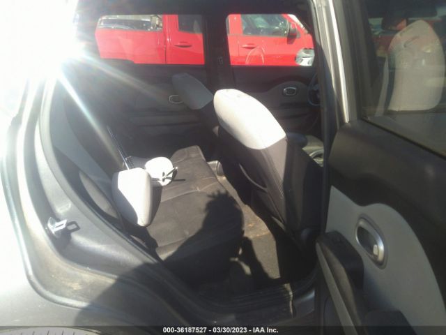 KNDJN2A29E7066160 KIA Soul Base