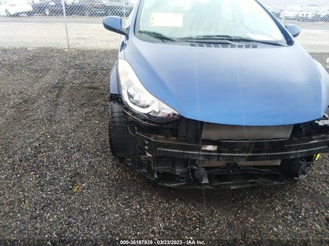 2016 HYUNDAI ELANTRA SE VIN: 5NPDH4AE5GH679885