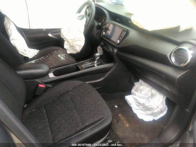 3N1CP5CV2ML555041 Nissan KICKS SV