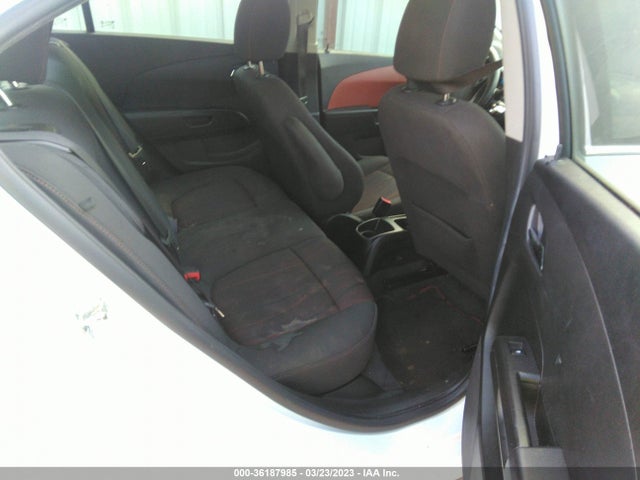 Chevrolet SONIC LT 2016 1G1JC5SH2G4131521 Image 9