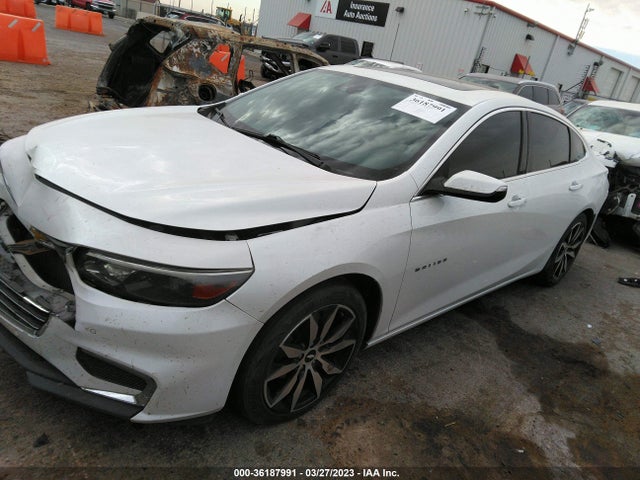 1G1Z95SX4GF315503 Chevrolet Malibu