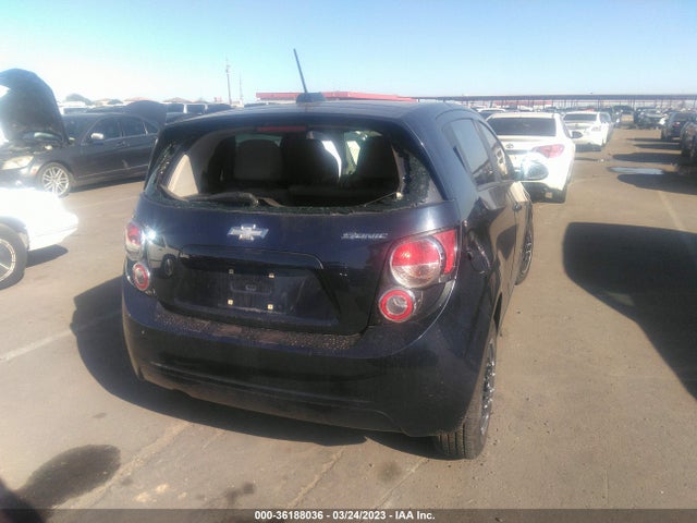 Chevrolet Sonic Ls Auto 2015 1G1JA6SH8F4159544 Image 4