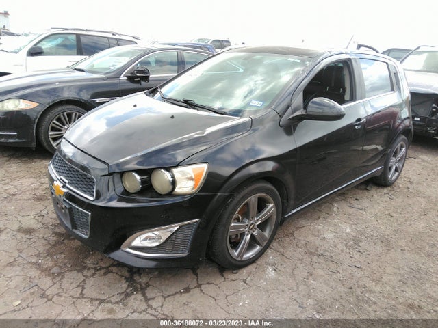Chevrolet Sonic Rs 2015 1G1JG6SB7F4187331 Image 2