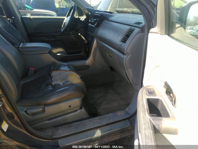 2003 HONDA PILOT EX VIN: 2HKYF18563H528818