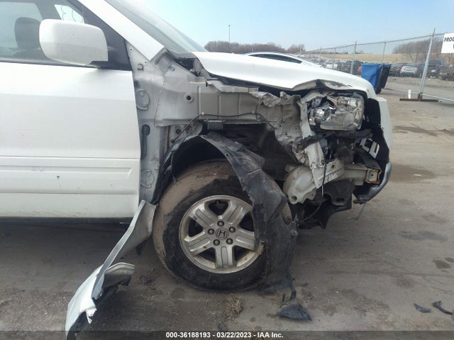 2008 HONDA PILOT VP VIN: 5FNYF18218B043255