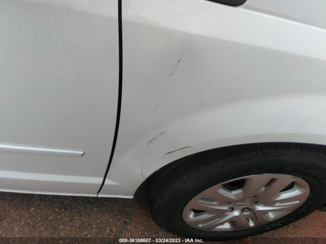 2C4RDGBGXHR605854 Dodge Grand Caravan Se