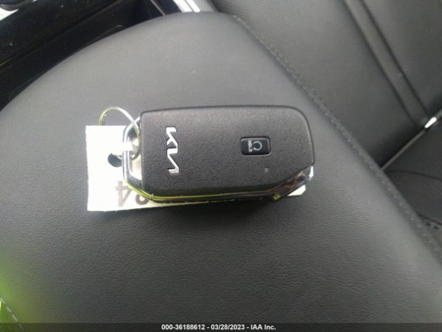 5XXG34J27NG151887 KIA K5 EX