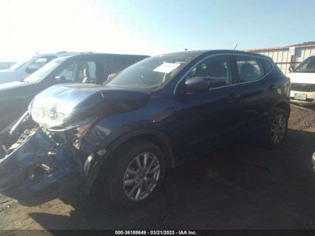 JN1BJ1AW2MW421593 Nissan Rogue Sport S
