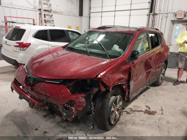 2018 TOYOTA RAV4 XLE/ADVENTURE VIN: 2T3RFREV8JW828129