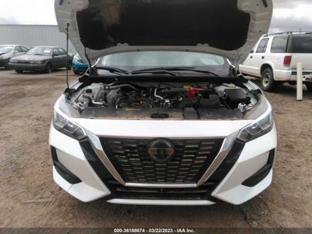 3N1AB8CV8NY298589 Nissan SENTRA SV