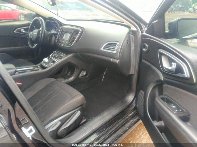 Chrysler 200 Limited 2015 1C3CCCAB7FN713306 Image 5