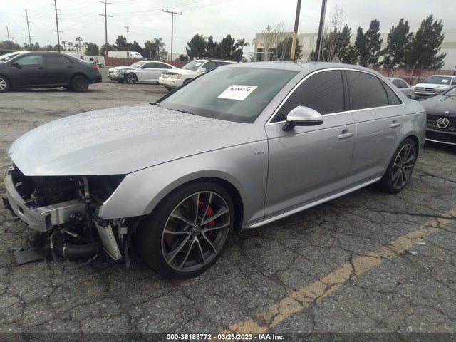 WAUB4AF43JA003156 Audi S4 Premium Plus