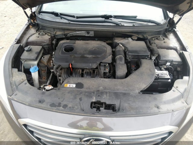 2015 HYUNDAI SONATA 2.4L SE VIN: 5NPE24AF2FH251687