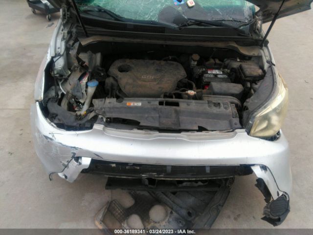 KNDJN2A21E7704210 KIA Soul Base