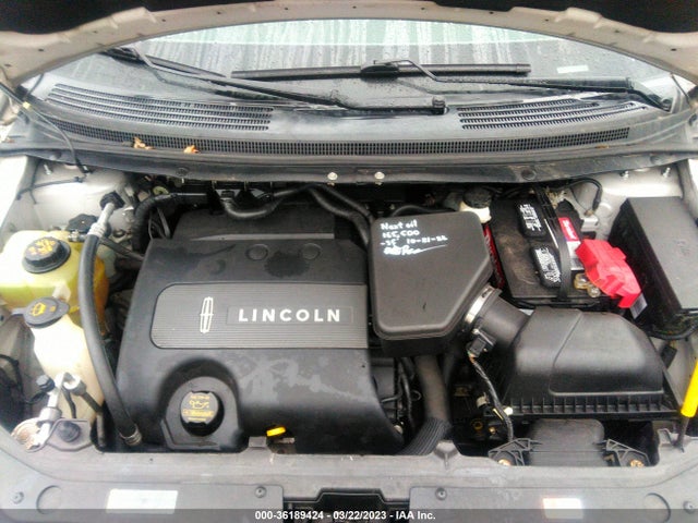 Lincoln MKX 2011 2LMDJ8JK9BBJ31507 Image 10