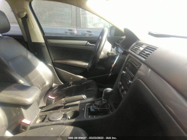 Volkswagen Passat Wolfsburg Ed 2014 1VWAS7A36EC113485 Image 6