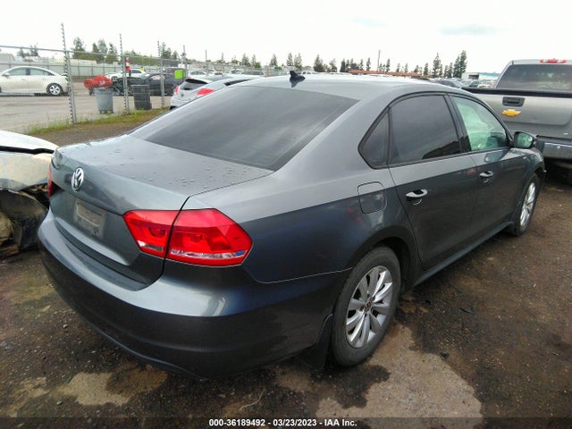 1VWAP7A37EC006530 Volkswagen Passat Wolfsburg Ed