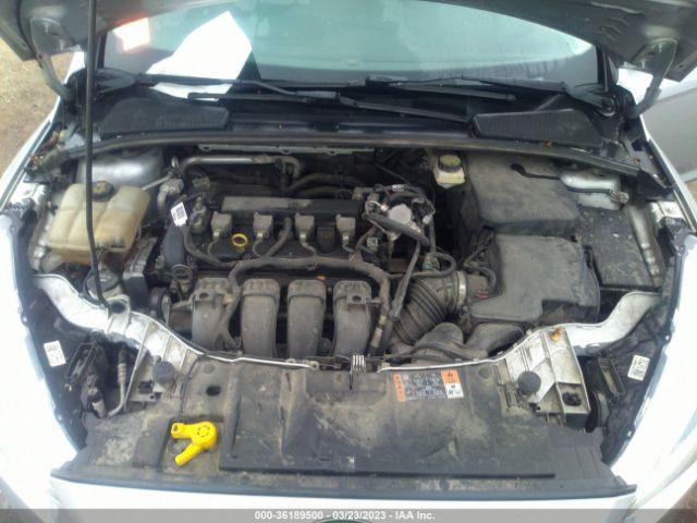 1FADP3F23HL229537 Ford FOCUS SE