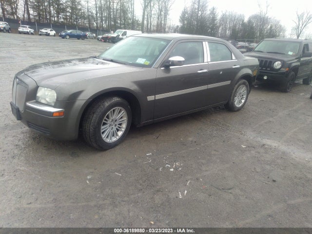 2009 CHRYSLER 300 LX VIN: 2C3KA43D79H516588