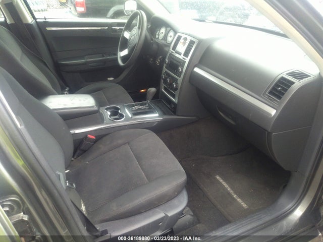 2009 CHRYSLER 300 LX VIN: 2C3KA43D79H516588