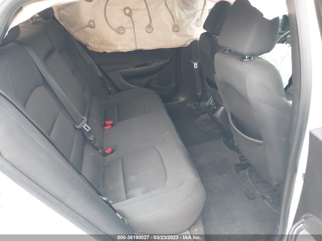 Chevrolet MALIBU LT 2018 1G1ZD5ST1JF132451 Image 8