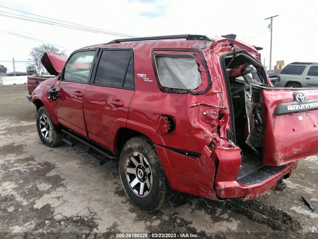 Toyota 4RUNNER SR5 2020 JTEBU5JR8L5780162 Image 3