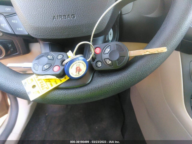 Ford FOCUS SE 2018 1FADP3F29JL299291 Image 3