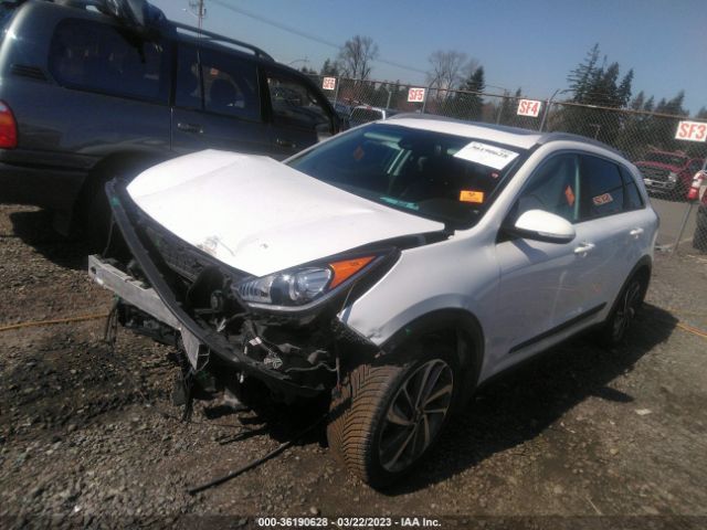 KNDCE3LC7K5223423 KIA Niro Touring